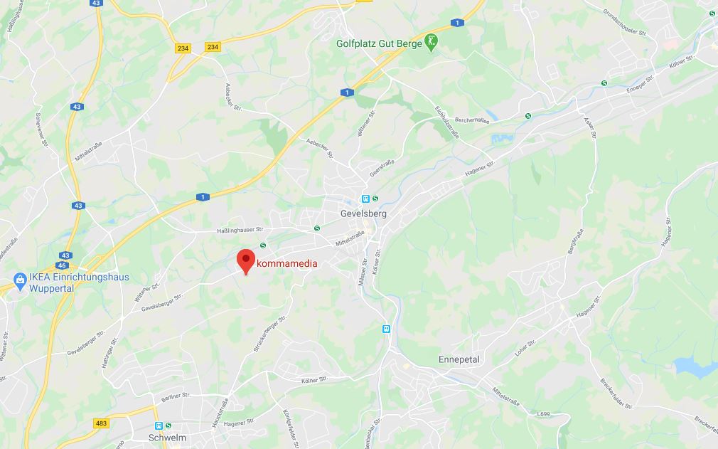 Eine Karte mit der Lage von "kommamedia", einer Internetagentur, markiert mit einer roten Stecknadel bei Gevelsberg, Deutschland. Orte in der Nähe sind IKEA Einrichtungshaus Wuppertal, Ennepetal und Golfplatz Gut Berge. Straßen und Autobahnen sind sichtbar.